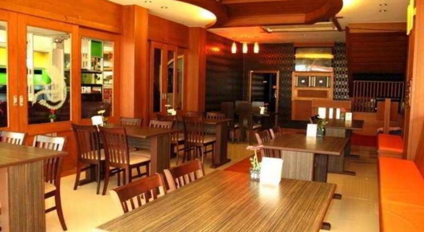 فندق تريبل روند بليس Patong المظهر الخارجي الصورة