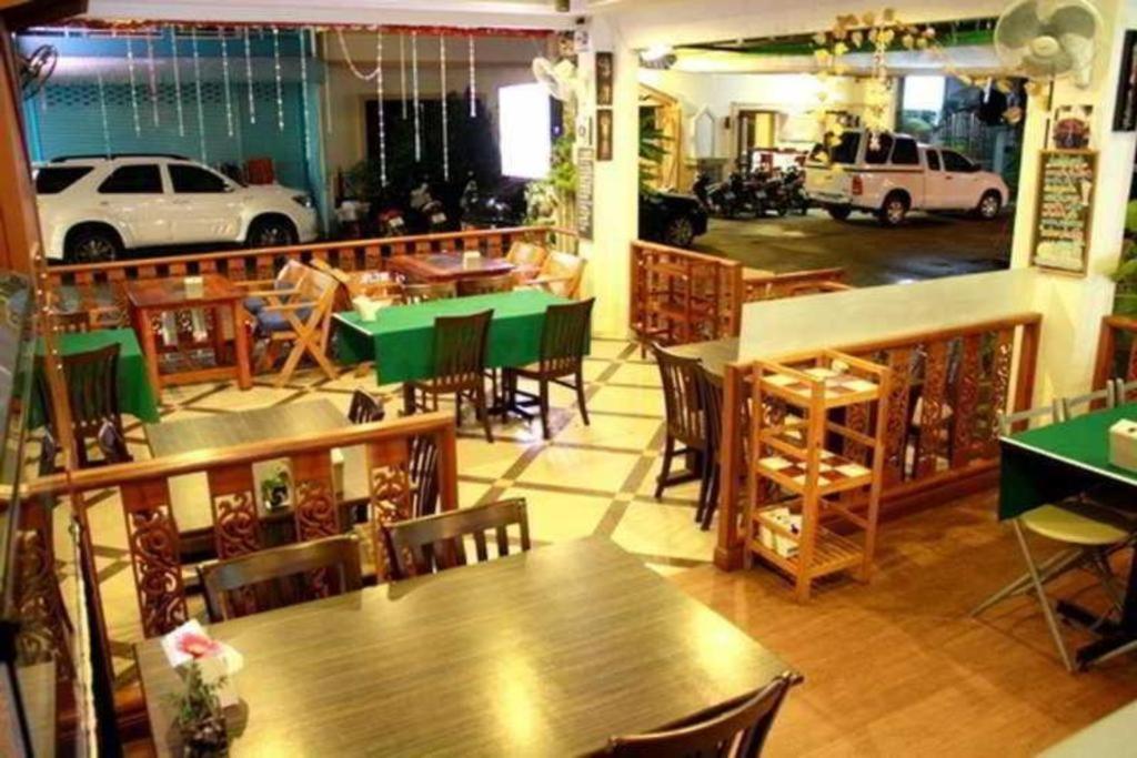 فندق تريبل روند بليس Patong المظهر الخارجي الصورة